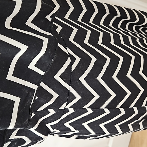 Lily Bleu Beach Chevron High Low Strapless Dress. SMALL - Picture 8 of 15